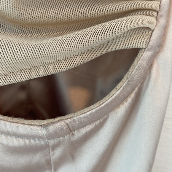 NWT Oh Polly Cut ‘Em Off Satin Bodycon Midi Dress in Beige, Size 0 - Picture 17 of 17